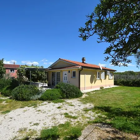 Pere Holiday home *